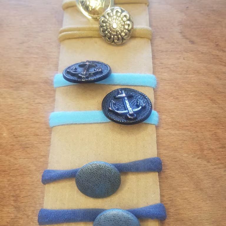 Lot de 2 élastiques "bouton" à cheveux
