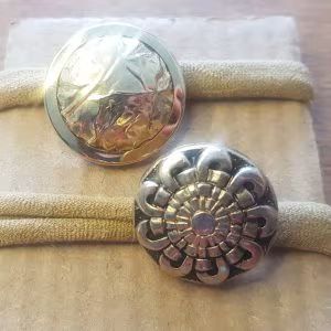 Lot de 2 élastiques "bouton" à cheveux