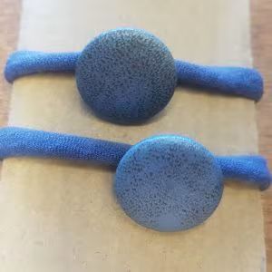 Lot de 2 élastiques "bouton" à cheveux